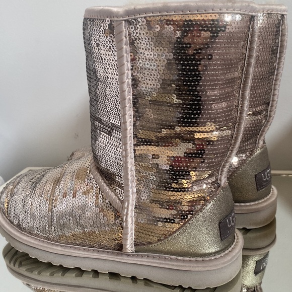 Ugg Australia silver metallic sparkly limited edition sequined boots - Picture 4 of 10